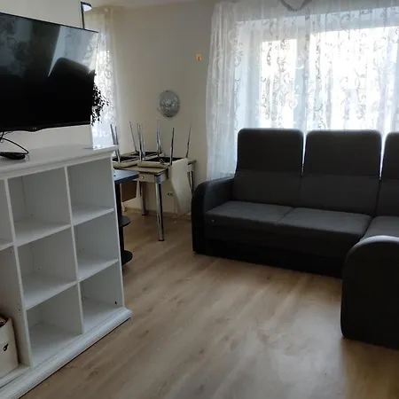 Apartament 3Х Комнатная Квартира
